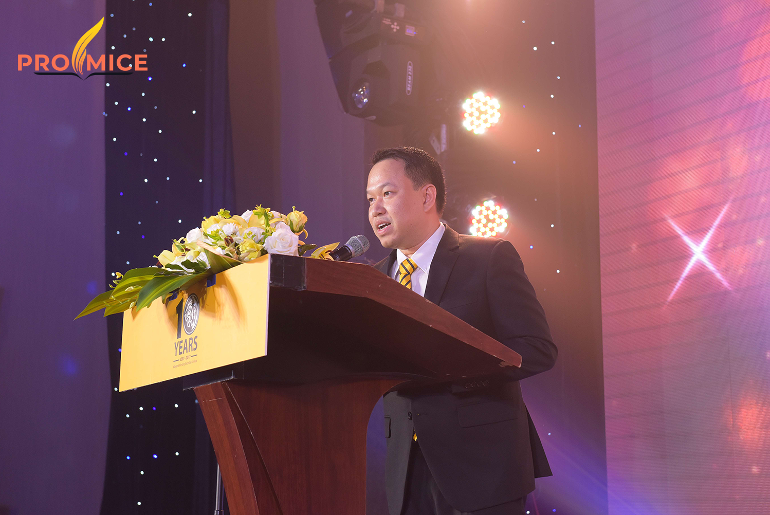 Xây dựng kịch bản hoạt động nội dung trong tổ chức Hội nghị Khoa học